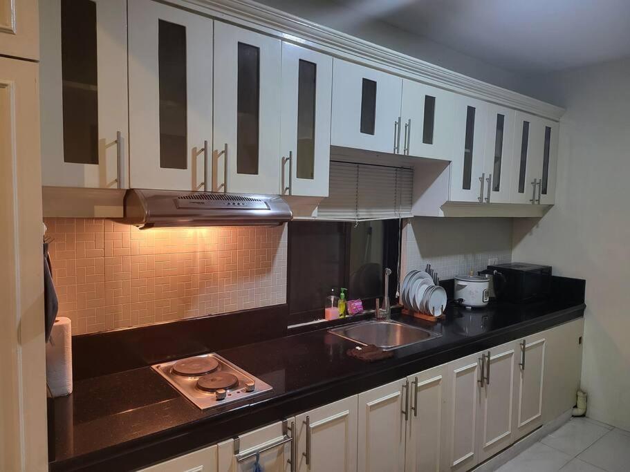 Kandi Resort-Type Spacious 1 Bedroom With Netflix And Free Housekeeping Angeles Kültér fotó